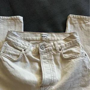 Reformation Cynthia High Rise Straight Jeans in Bone thumbnail 4