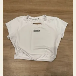 Bombshell Tee! thumbnail 2
