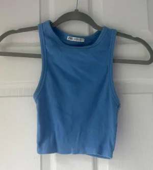 Zara crop top  thumbnail 1