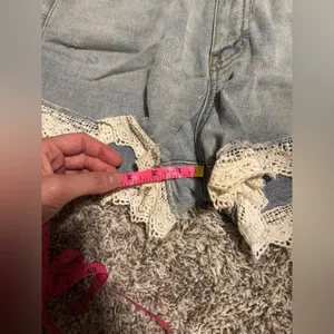 👖 Free People Lace Trim‎ Jean Shorts 🌸 Boho Light Wash Denim 29 👖 thumbnail 5