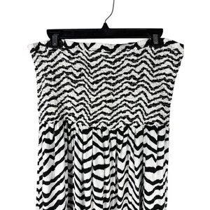 Cato Strapless Maxi Dress Chevron Print Black White Yellow Smocked Bodice 18/20W thumbnail 3