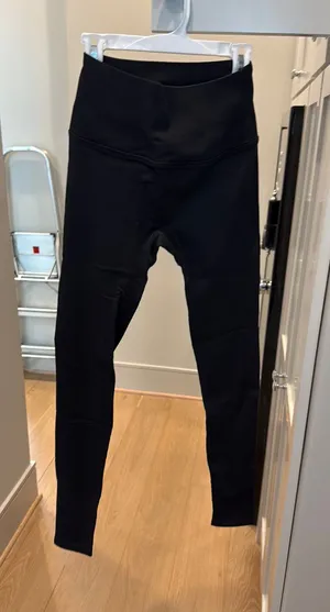 Alo yoga ribbed leggings thumbnail 1