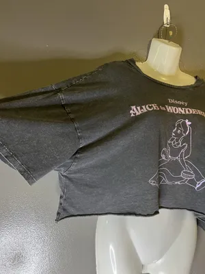 Disney Alice In Wonderland Shirt Womens Large Gray Cropped Graphic Tee Top thumbnail 3