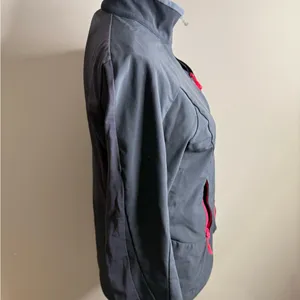 Salomon Women's Black Jacket with Pink Accents clima wind momentum jacket med thumbnail 6