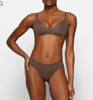 SKIMS Wireless Form T-shirt Demi Bra thumbnail 2