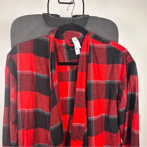 Stars‎ Above Red and Black Plaid Robe thumbnail 4