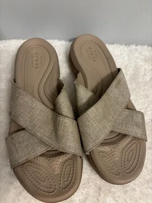 Tan Crocs ladies Sz.9 thumbnail 5