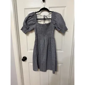 Hill House Home The‎ Athena Nap Dress Blue Grey Plaid Smocked Mini Dress XS thumbnail 3