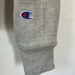 NWT Champion Reverse Weave Womens Pullover Hoodie Gray Small Embroidered‎ Logo thumbnail 2