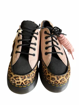 Dr. Martens NEW Women's Buzz 5I Platform Shoe Size 9 #260919 thumbnail 3