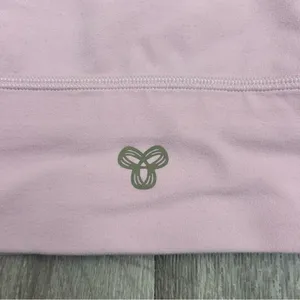TNA by Aritzia Baby Pink Asymmetrical Sports Bra Active Wear Size XS thumbnail 4