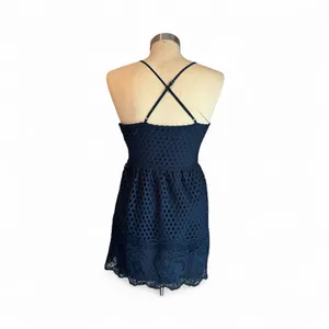 Abercrombie and Fitch Navy Blue Eyelet Criss Cross Back Mini Dress Size Small thumbnail 4