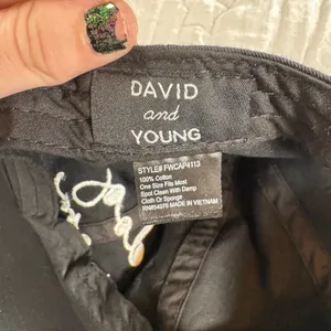 NWOT David & Young "Dog Mom" Distressed Adjustable Baseball Hat Black OS thumbnail 4