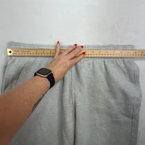 Lululemon XL Scuba Mid-Rise Oversized Jogger Regular Heathered Ultra Light Grey thumbnail 12