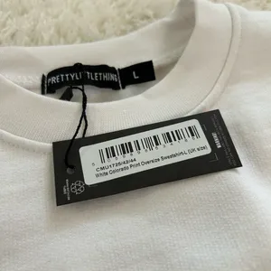 PrettyLittleThing White Graphic Sweater thumbnail 2
