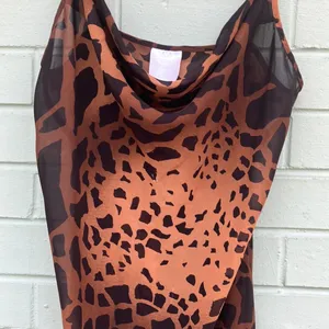 Giraffe print slip dress woman’s size small thumbnail 2
