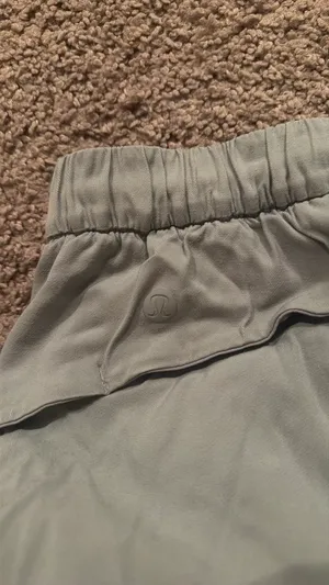 Lululemon Joggers thumbnail 3