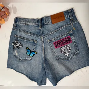90s midi short Denim Distressed Shorts with Embroidered Patches thumbnail 5