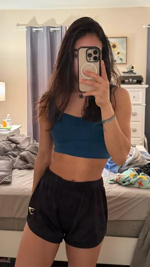 Gymshark Shorts thumbnail 1