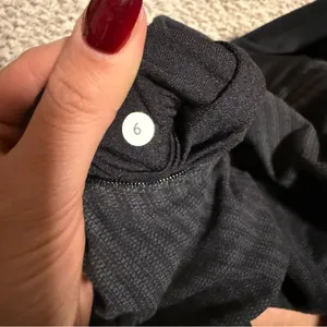 Lululemon Bhakti Yoga Jacket Luon Pique Black Dark Slate / Black- Size 6 thumbnail 7