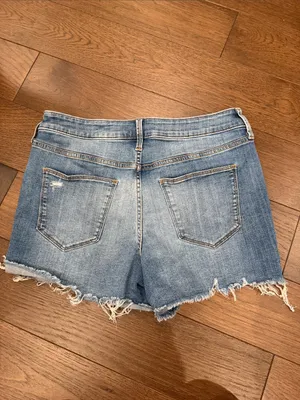 Universal Thread Women’s Distressed Blue Denim Shorts Size 10/30 - C73-014 thumbnail 4