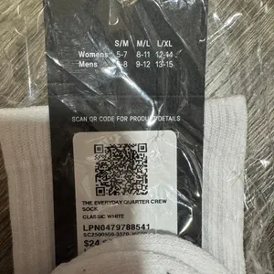 Fabletics the everyday quarter crew socks classic white l/xl thumbnail 4