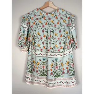 Alex & Lili Womens Large Blue Floral‎ Button Down Blouse Crochet Lace Cuff thumbnail 4