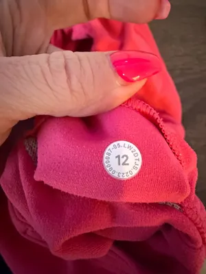 Lululemon Align V-Neck Bra thumbnail 4