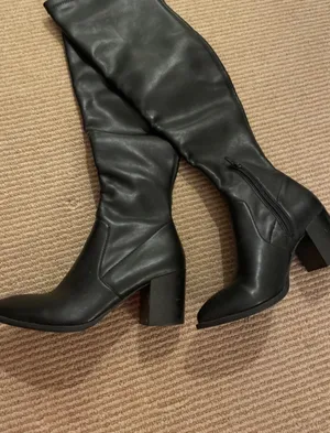 DV by Dolce Vita Knee-High Black Boots thumbnail 3