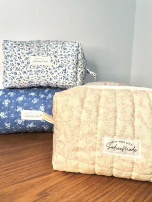 quilted makeup pouch Multiple thumbnail 3