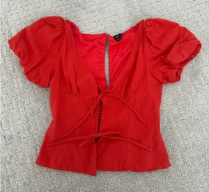 Red set thumbnail 1