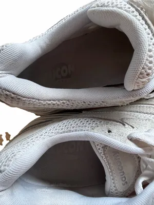 Saucony Off-White/Light Gray Mesh Athletic Sneakers thumbnail 8