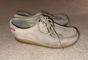 Clarks Wallabee Shoes thumbnail 1