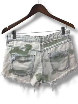 Free People |EUC 100% Cotton Boho Olive Camo Studded Distressed Denim Shorts (27 thumbnail 5