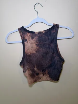 SHEIN Brown and Black Tie-Dye Ribbed Keyhole Crop Tank thumbnail 2