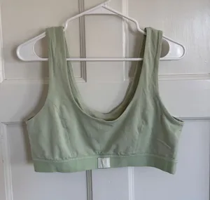 Anthropologie active mint green sports bra size xl thumbnail 1