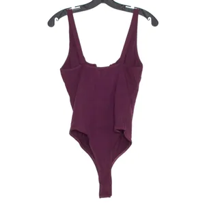 NWT Lulus Womens Bodysuit V Neck Sleeveless Burgundy Size Medium DX thumbnail 5