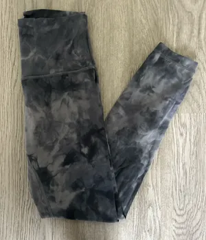 Lululemon Align Leggings 25" High-Rise thumbnail 1