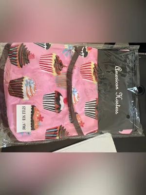 Cupcake Print Pink Women's Apron - Cute Kitchen Accessory thumbnail 4