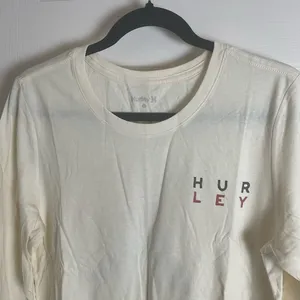 Hurley Split Level Classic Crew Long Sleeve T-Shirt Cream / Size Large thumbnail 2