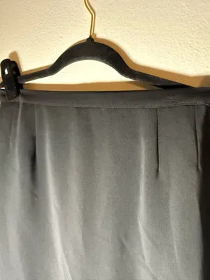 Black dress skirt pleated from elastic back thumbnail 2