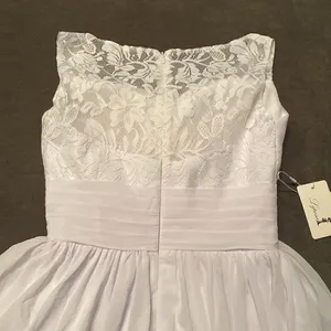Women’s Full Length Chiffon White Wedding or Special Event Dress Size 2 NWT thumbnail 7