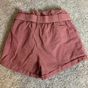 Abercrombie & Fitch High-Waist Paperbag Shorts Size Small thumbnail 3
