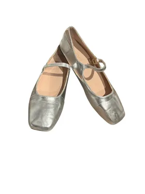 Stunner Silver Ballet Shoes Size 6.5 thumbnail 2