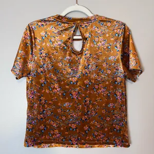 Savage X Fenty Psychedelic Velvet Floral Top & Shorts Sleep Pajama Set Orange thumbnail 5