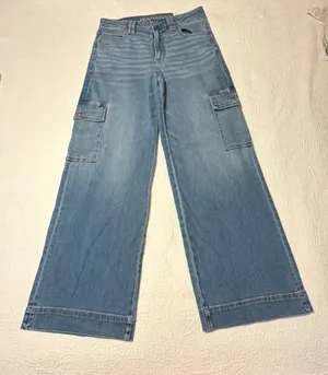 American Eagle Outfitters Light Blue Wide-Leg Cargo Jeans thumbnail 1