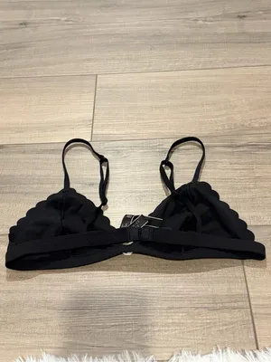 Victoria’s Secret Scalloped Triangle Bralette black size medium thumbnail 2