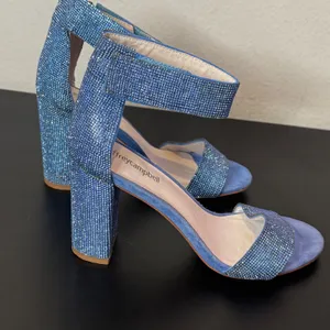 Jeffrey Campbell Blue Rhinestone Block Heels Mismatched Size Left 7.5 Right 8 thumbnail 8