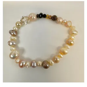 Pearl beaded stretchy bracelet thumbnail 10