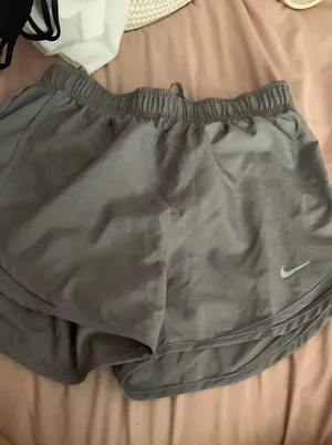 Size XS thumbnail 1